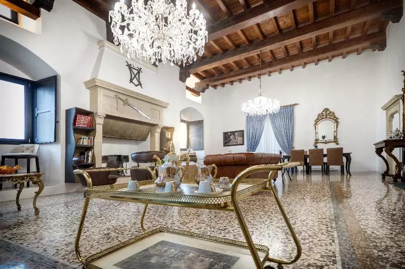 Villa Neviera Wine Resort & Spa By Cantine Due Palme