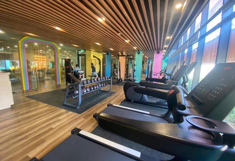 هتل Flamingo Ibiza Hải Tiến