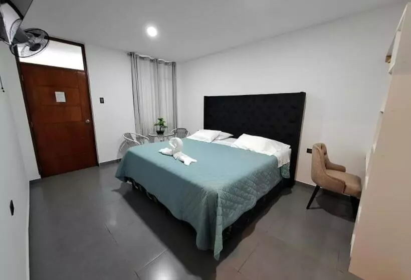 Hotelli Antonella S House