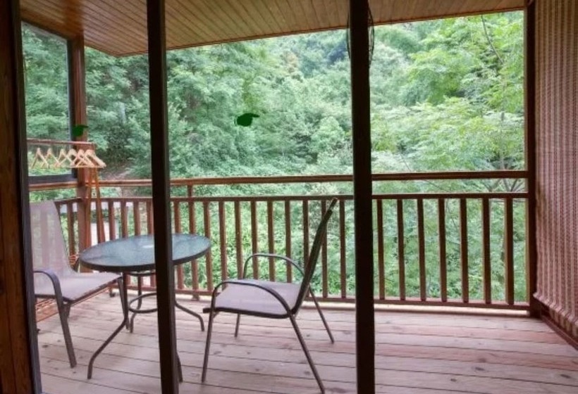 Bluesky Hotel & Resort