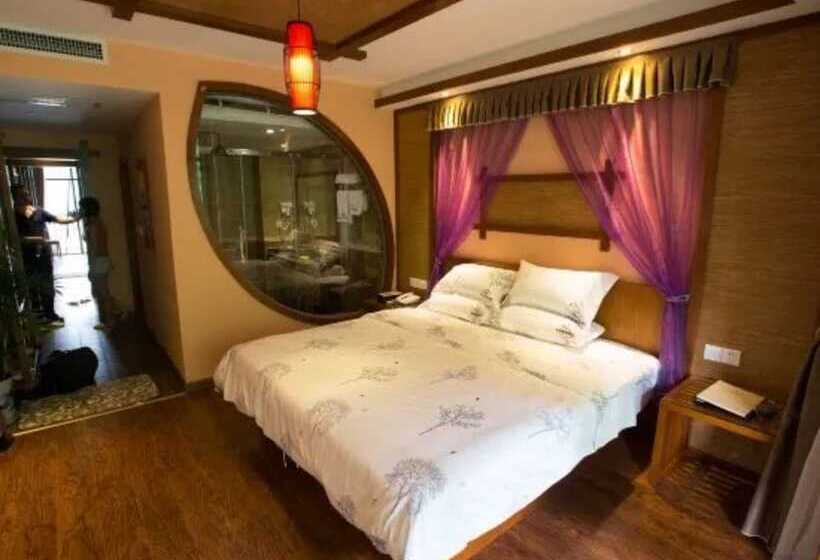 Bluesky Hotel & Resort