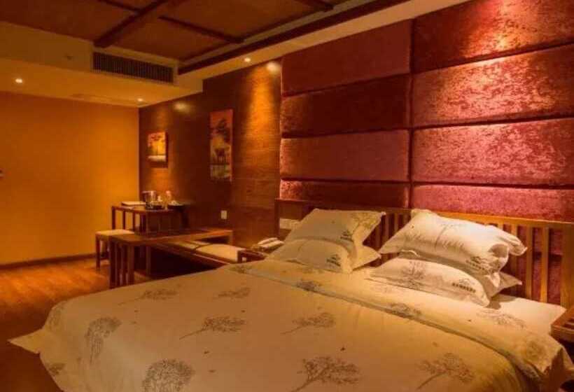 Bluesky Hotel & Resort