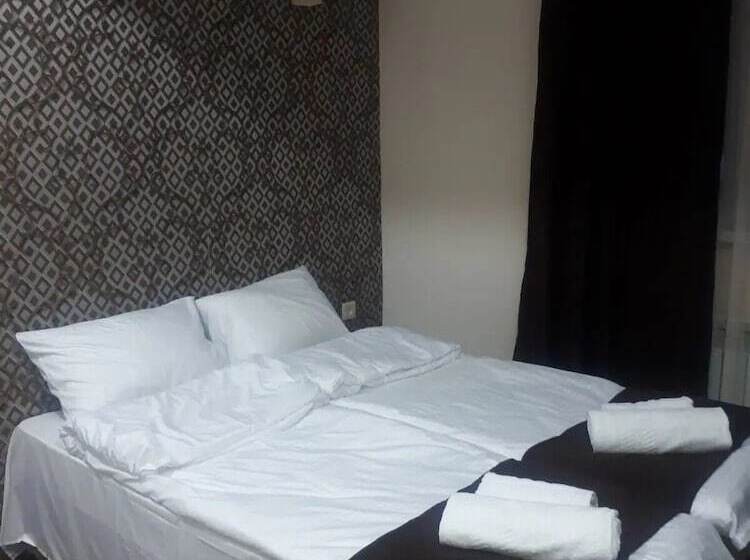 هاستل Mkhitaryan S Guest House