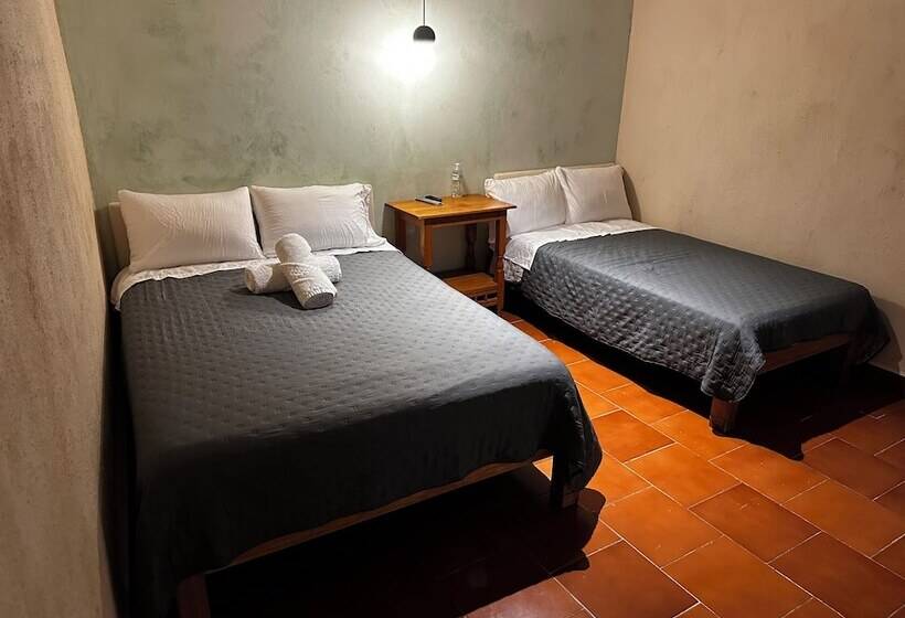 Hostel Posada Mubuji