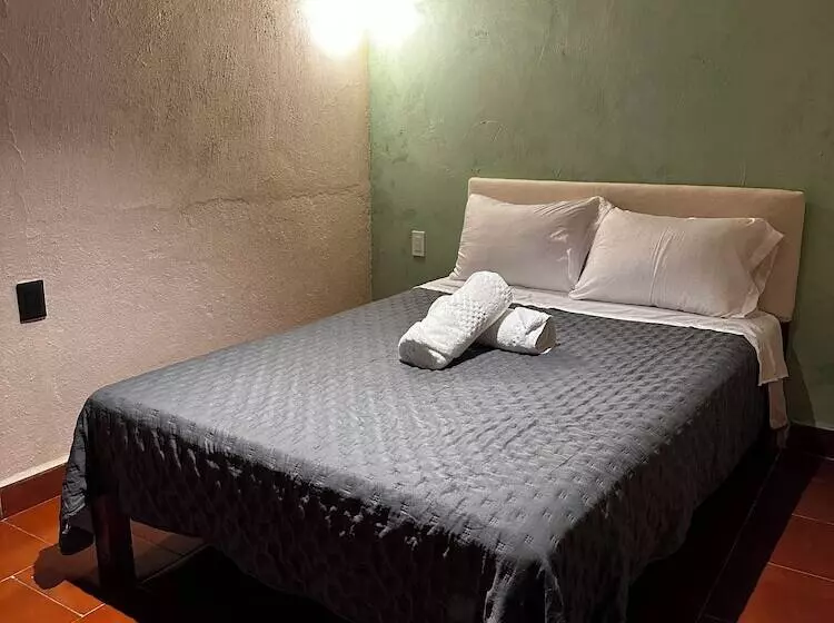 Retkeilymaja Posada Mubuji