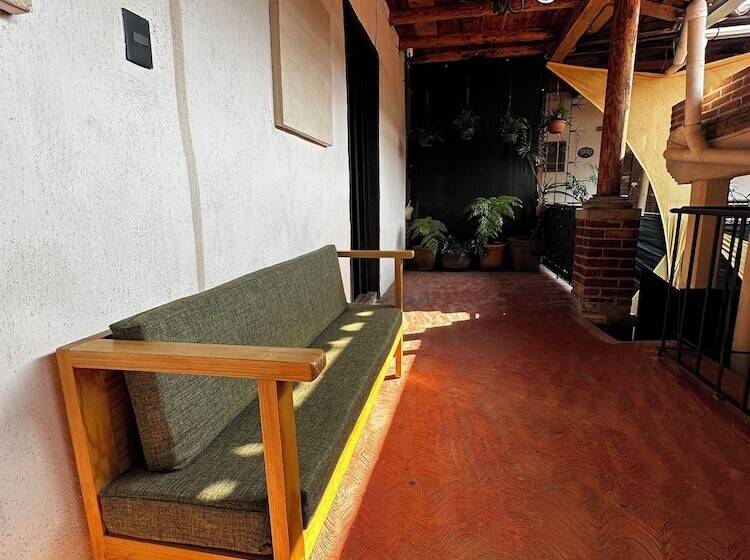 Hostel Posada Mubuji