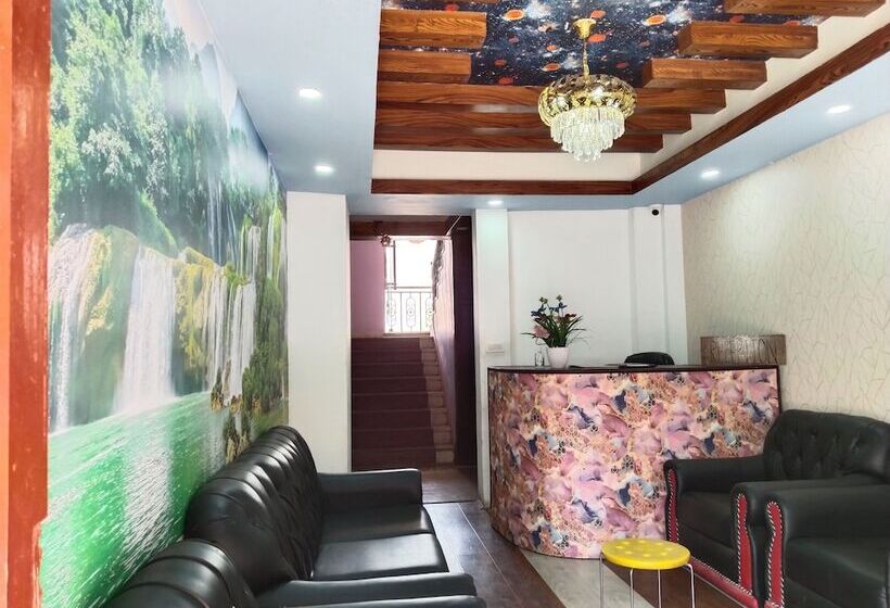 هتل Charming Durbar