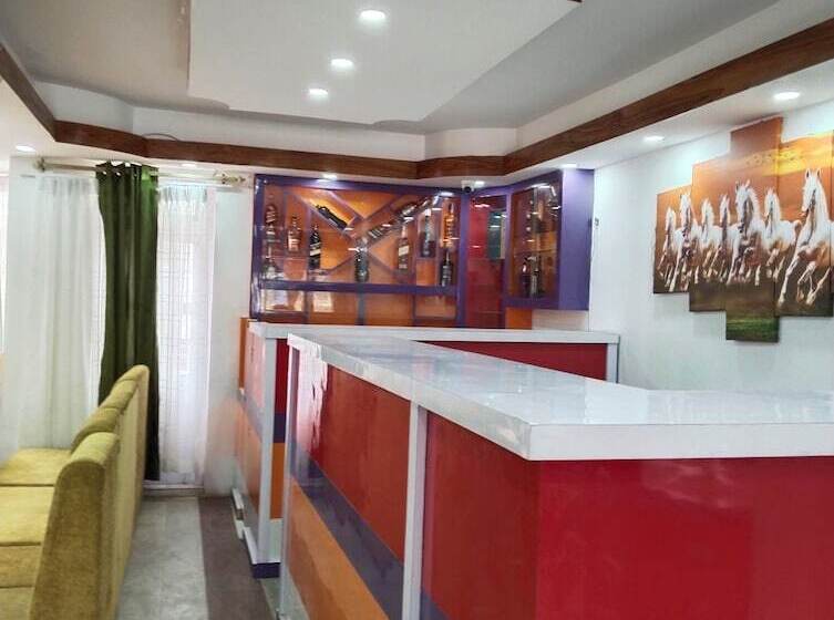 هتل Charming Durbar