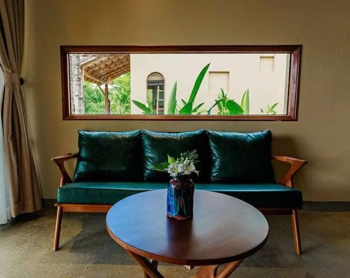 هتل Jm Casavilla Retreat Phu Quoc