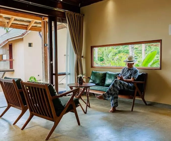 هتل Jm Casavilla Retreat Phu Quoc