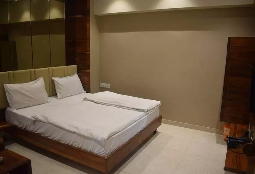 ホテル Pushpa Inn