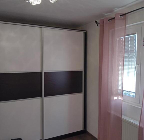 پانسیون Medina