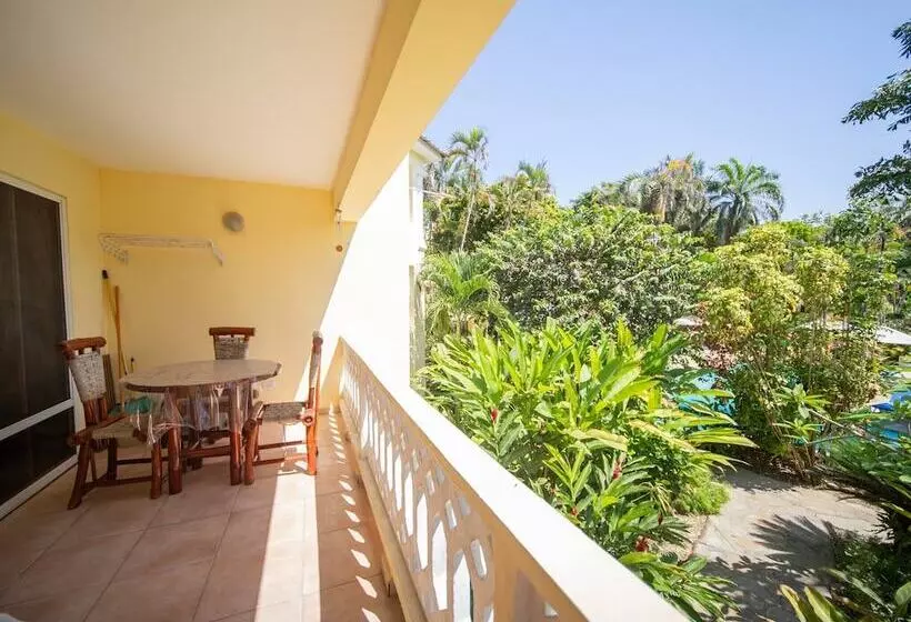 Majatalo Room In Guest Room 2br Caribbean Condo In Cabarete Center