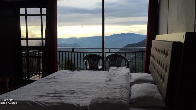 Sunrise Resort Dhanolti