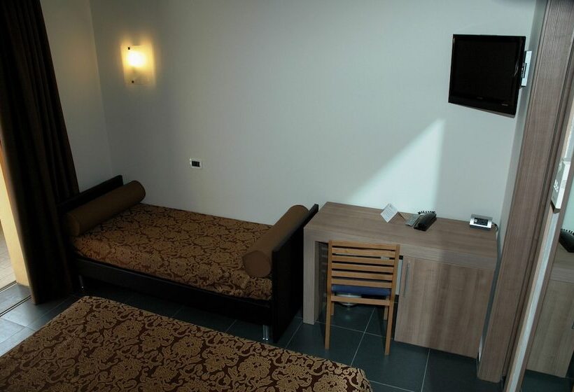 Отель Fontalleccio