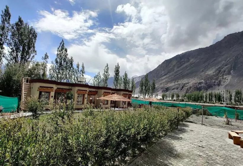 ホテル White Sands Resort  Best Resort In Nubra