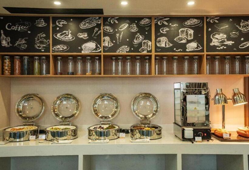 Borrman Hotel Zoucheng Huamaowan Mall