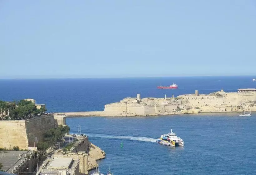 Hotelli Battery House