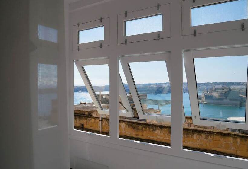 هتل Battery House