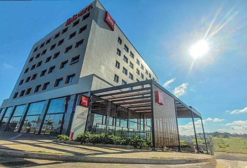 ホテル Ibis Lavras