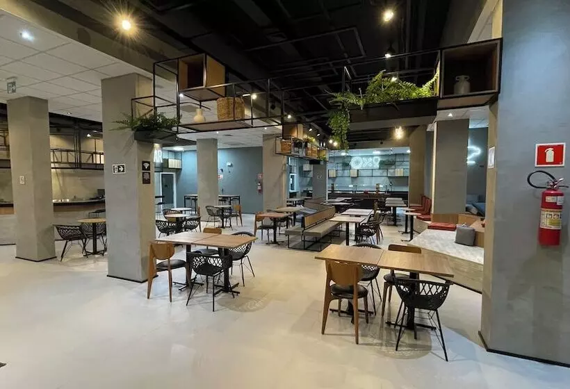 ホテル Ibis Lavras