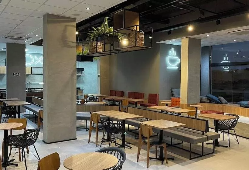 ホテル Ibis Lavras