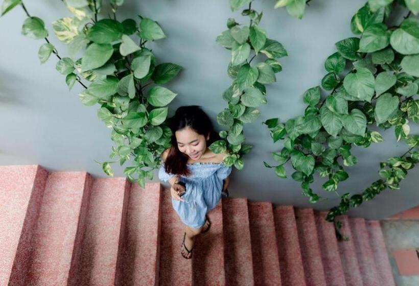 هتل Indra Porak Residence