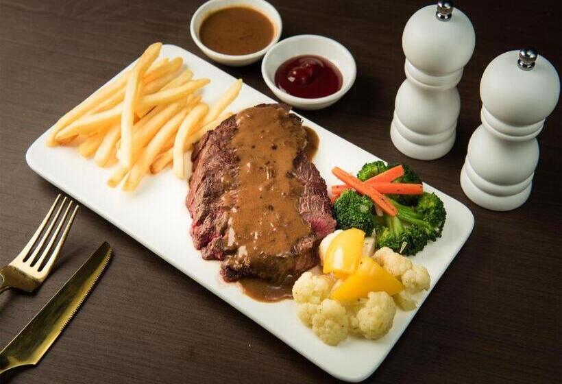 هتل Indra Porak Residence