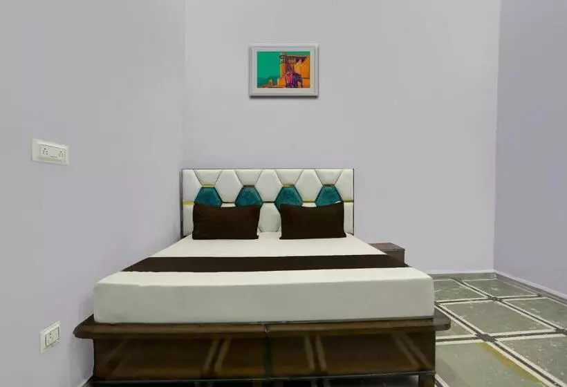 Hotelli Oyo Heaven