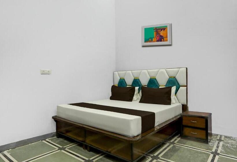 Отель Oyo Heaven