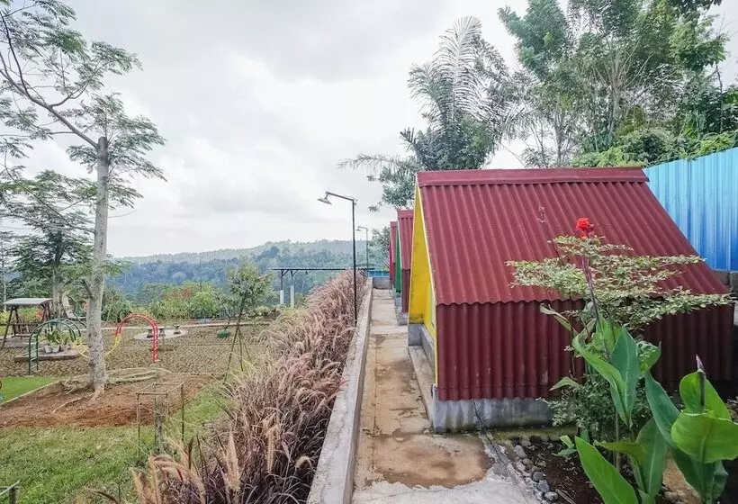 Hotelli Rainbow Glamping