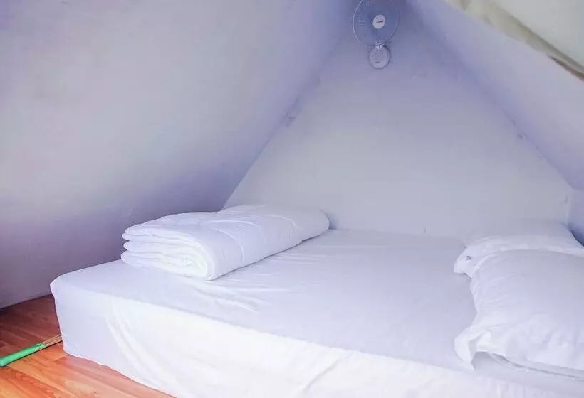 Hotelli Rainbow Glamping