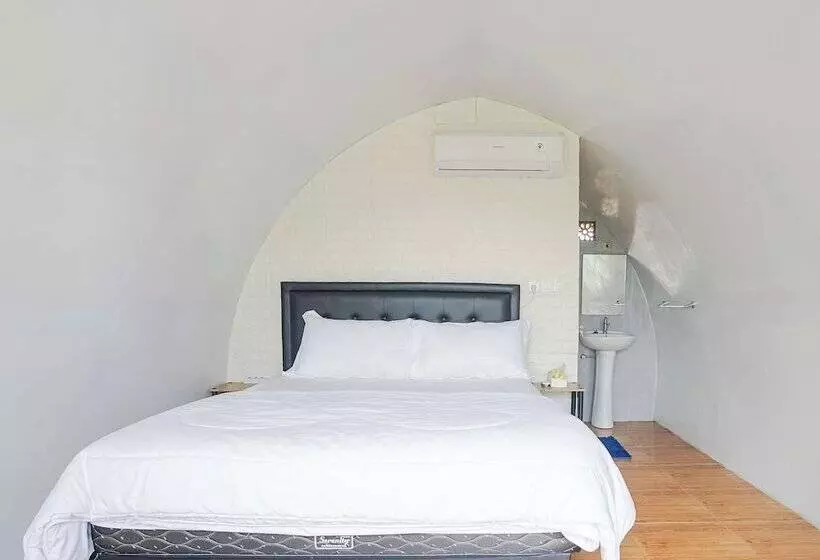 Hotelli Rainbow Glamping