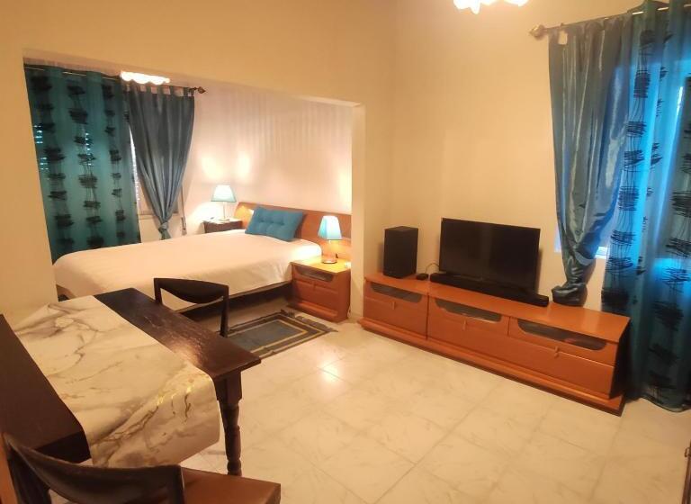 پانسیون Verdaqua