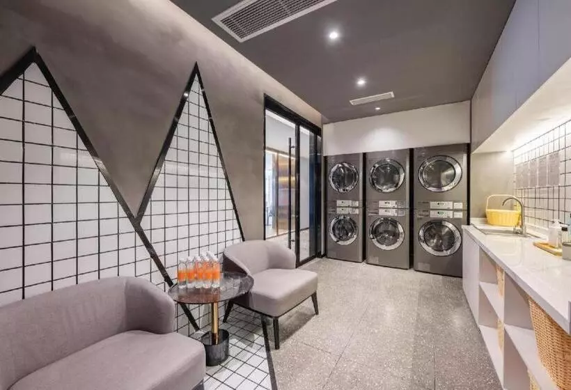 Atour Hotel Cixi Culture Commercial Zone