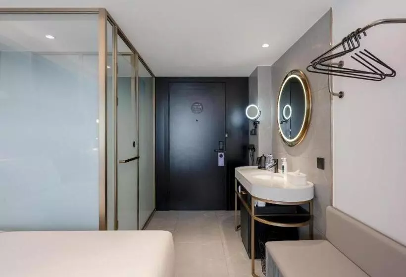 Atour Light Hotel Dalian Xinghai Plaza Henglong Shopping Center
