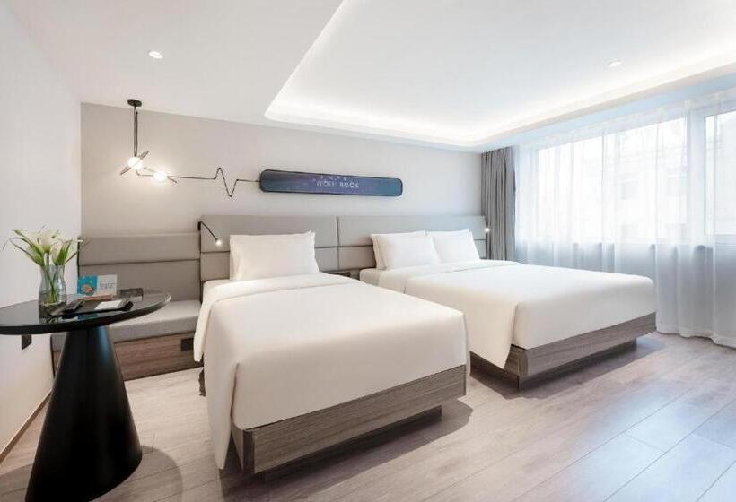 Atour Light Hotel Dalian Xinghai Plaza Henglong Shopping Center