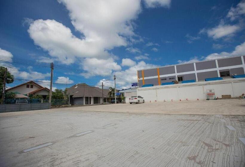 Hotell เอสทรี รูม S3 Room สัตหีบ