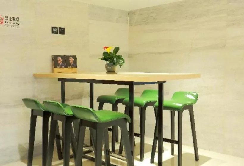 ホテル City Comfort Inn Foshan Shunde Daliang Qinghui Garden Food City