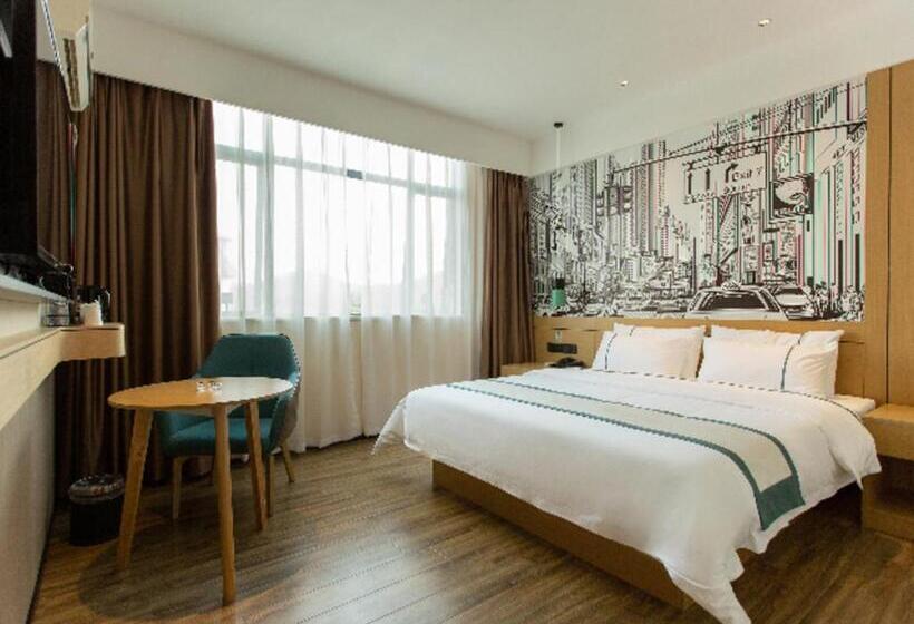 호텔 City Comfort Inn Shaoguan Biguiyuan Phoenix City Gold Village