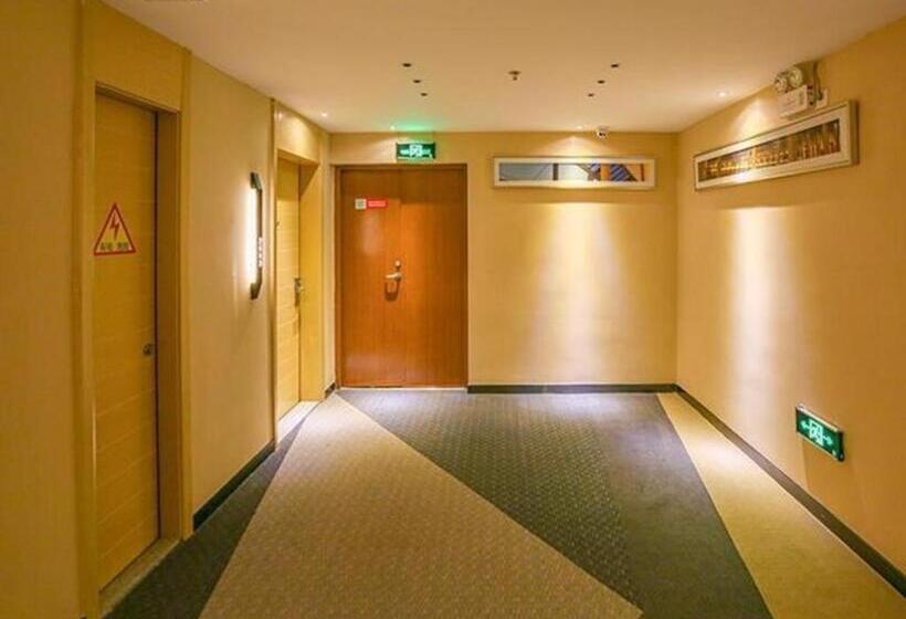 酒店 City Comfort Inn Yangjiang Yangxi Renmin Road Triumph Plaza