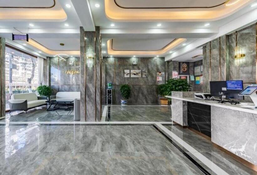 ホテル Geli Kunming North Railway Station Zoo