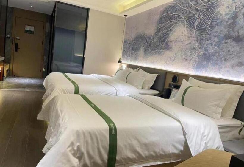 호텔 Green Tree Inn Henan Fuzhou Municipal Government Wanhuicheng Commercial Plaza