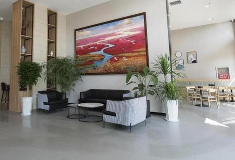 Отель Green Tree Inn Liaoning Panjin Wanda Plaza Tianjia