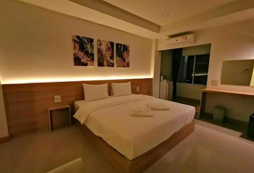 ホテル Mali House Sakon Nakhon