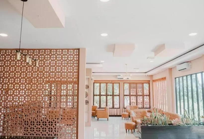 Hotelli Mireya Sorowako