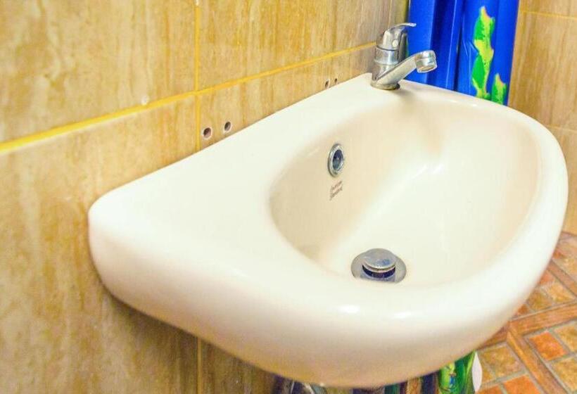 Hotel Oyo 2544 Just In