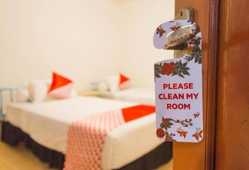 Hotel Oyo 2544 Just In