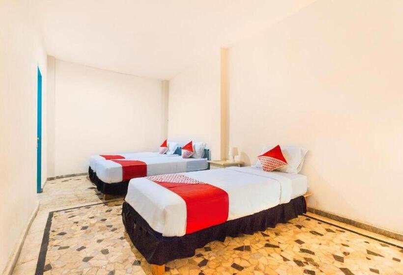 Hotel Oyo 2544 Just In