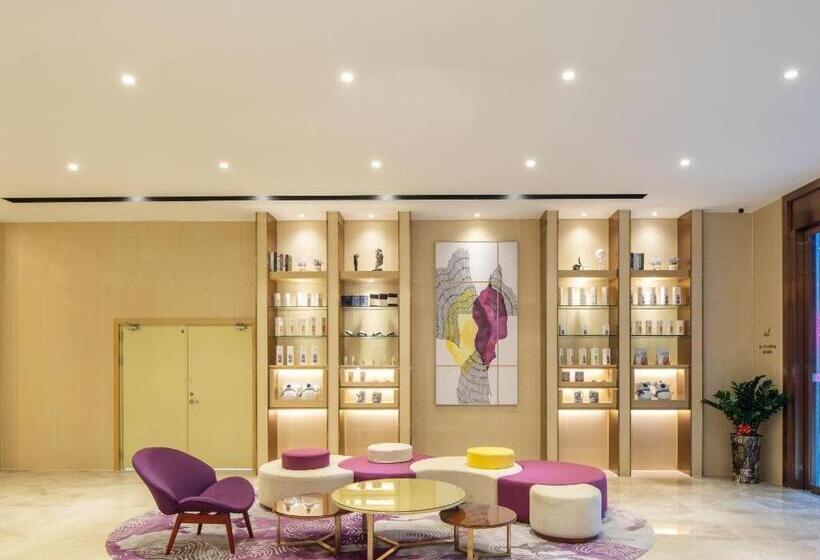 Lavande Hotel Zhongshan Xiaolan Taifeng